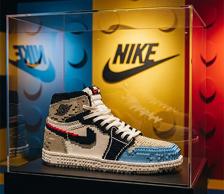 LEGO x Nike - «Sneaker Lab»